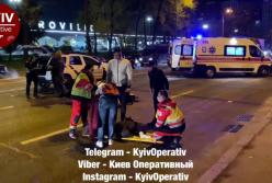 В Киеве мотоциклист сбил пешеходов (видео)