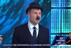 Нардеп проиграл спор и явился на телешоу в образе Чарли Чаплина (видео)