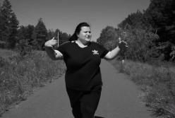 Воспитательница продолжает поражать: автор хита "Рибки" выпустила новый трек (видео)