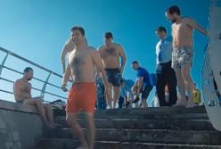 Как обычный человек! Зеленский удивил своим поступком (видео)