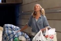 Сеть взорвало видео, как бездомная из России поет оперные арии в метро Лос-Анджелеса (видео).