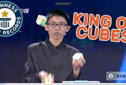 12-летный мальчик собирает три кубика Рубика одновременно! (видео)