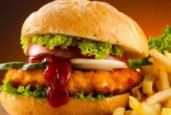 Бургеры, кола и картошка фри: что будет, если есть только фастфуд? (видео)