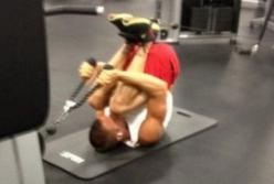 Когда говорят, что не нужен тренер в спортзале (смешное видео)