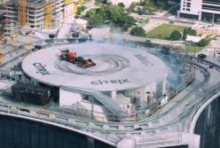"Это фантастика!": Формула-1 на крыше небоскреба (видео)