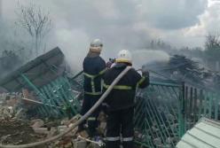 В Днепропетровской области взрыв разрушил дом (видео)