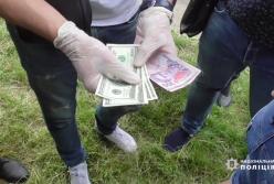 В Днепре мужчина угрожал расправой жертве за несуществующий долг (видео)