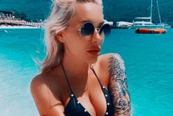 BottleCapChallenge: жена украинского футболиста открыла бутылку грудью (видео)