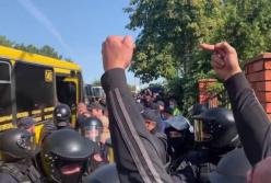 В Одессе задержали вооруженных активистов (видео)