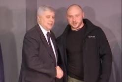 В Украину вернулся моряк, которого могли казнить в Иране (видео)