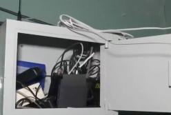 За Зеленским следит СБУ: нашли технику для прослушивания (видео)