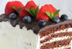Как приготовить быстрый торт без выпечки? Простой рецепт воздушного десерта "Суфле (видео)