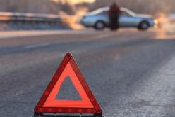 Под Запорожьем произошло масштабное ДТП: автомобили раскидало по проезжей части (видео)