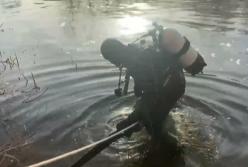 В Полтаве обнаружили тело третьего погибшего при опрокидывании лодки (видео)