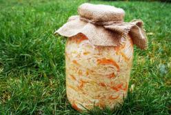 Квашеная капуста на зиму в банках. Наш семейный простой  рецепт