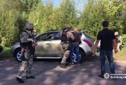 Задержание криминальных авторитетов, ехавших на встречу с "вором в законе" (видео)