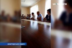 На Черниговщине нардеп напал на председателя сельсовета (видео)