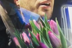 Стих-поздравление к 8 марта (видео)