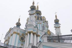 В Андреевскую церковь кинули коктейль Молотова (видео)