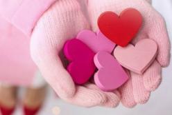 "Love is..." Самое красивое поздравление с Днем Влюбленных! (видео)