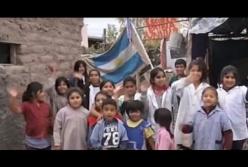 Двенадцатилетний мальчик открыл школу для детей и взрослых (видео)