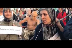 "Путин" погонял "пенсионеров" хлыстом и призывал работать​ (видео)