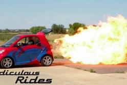 Безумный смарт: американец создал авто с авиационным двигателем (видео)