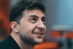 Зеленский с лопатой запустил необычный челендж (видео)