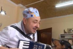 Ветеринар спел с собакой и стал звездой соцсетей (видео)