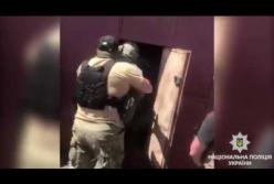 Задержание банды торговцев оружием в Киеве (видео)