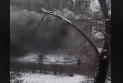 Бегство голышом: видео пожара сауны на левом берегу Днепра (видео)