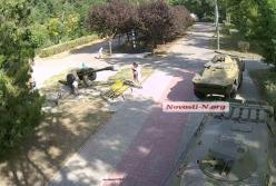 В Николаеве установили осквернителя памятника пограничникам: увиденное удивит всех (видео)