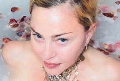 «Мы все идем ко дну»: голая Мадонна в ванной порассуждала о коронавирусе (видео)