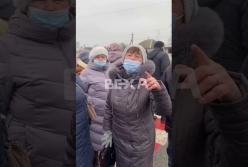 Под Харьковом началась новая волна тарифных протестов - люди перекрывают дороги (видео)