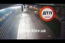 В Киеве произошло тройное ДТП (видео)