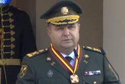 Министр обороны Полторак уволился из армии (видео)