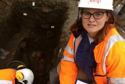 Археологи обнаружили загадочною находку под сквером Нотр-Дам (видео)
