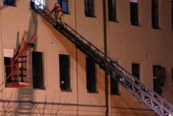 В Росси обрушился университет: кадры, как внутри в панике студенты ищут выход (видео)