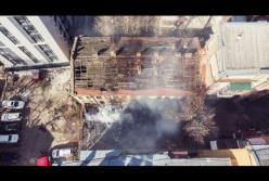 Несколько кварталов Киева затянуло дымом от пожара (видео)