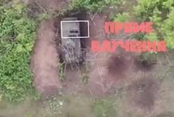 Украинские военные уничтожили российскую гаубицу, опорный пункт боевиков и замаскированную БМП (видео)