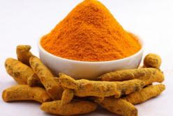 Как вылечить горло и избавится от лысины: волшебство куркумы (видео)