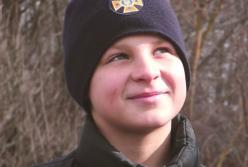 На Львовщине 13-летний мальчик получил ожоги, спасая собаку, застрявшую в теплотрассе (видео)