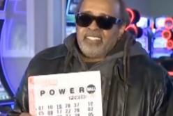 Рекордный куш: 343 миллиона долларов выиграл в лотерею пенсионер из Нью-Йорка (видео)