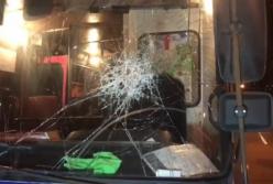 Водитель догнал и разбил "подрезавшую" его маршрутку (видео)