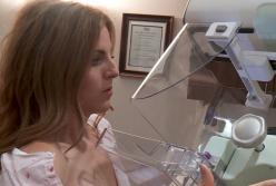 Ведущая узнала о раке груди во время съемки передачи о здоровье (видео)