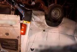 Смертельное ДТП: перевернулся автобус с пассажирами - выжил лишь водитель (видео)