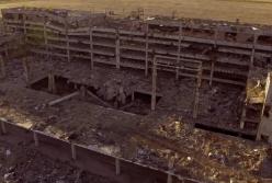 Жуткие руины Донецкого аэропорта: вид с высоты (видео)