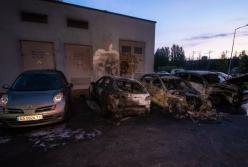 Ночью в Киеве сожгли 5 автомобилей (видео)