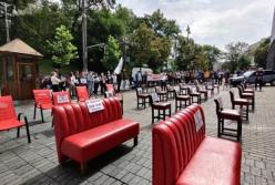 "Хочу как Велюр": в Киеве рестораторы устроили акцию протеста (видео)