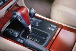 Не допускайте этих ошибок, если вы водитель авто с коробкой-автоматом (видео)